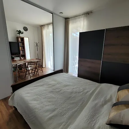 J2velence Apartamento *