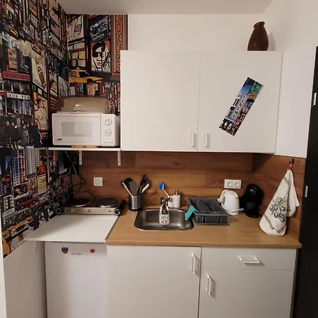J2velence Apartamento